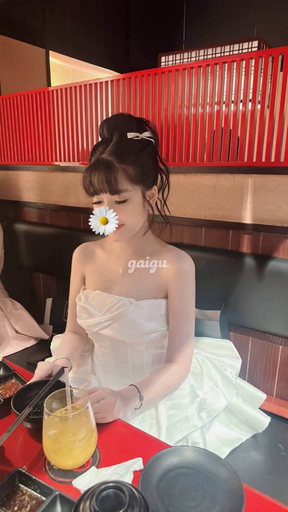 Hotgirl Ngọc Trinh_ Mặt xinh, body đẹp. Nụ cười dễ tehương