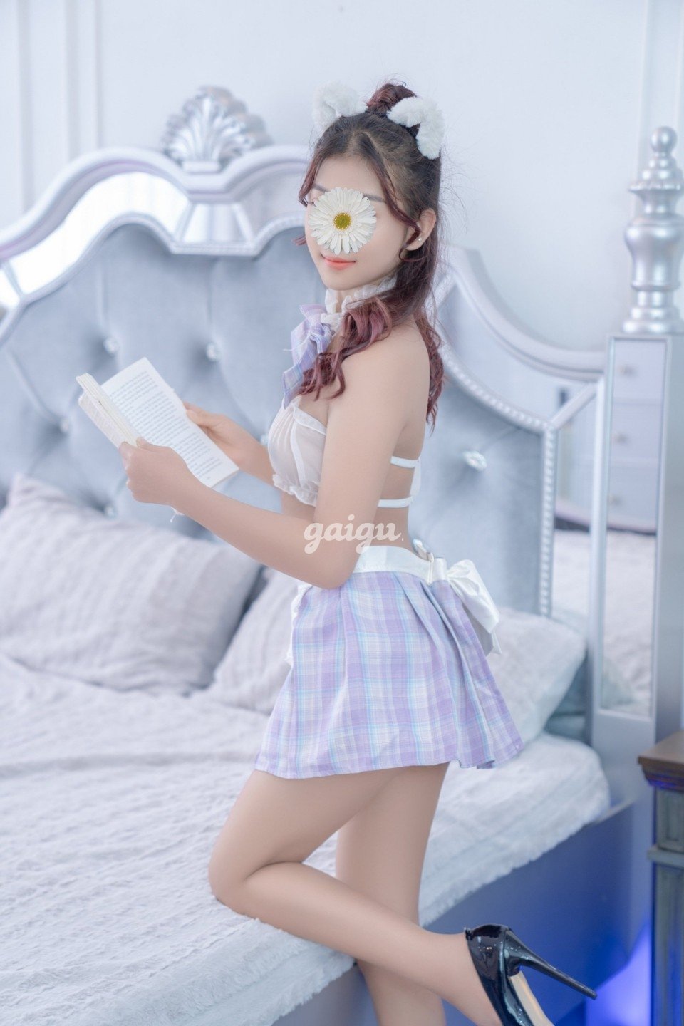 ❤️LY LY❤️ VẺ ĐẸP TINH KHÔI 2K4 – DA TRẮNG – DÁNG XINH – LÀM TÌNH ĐỈNH