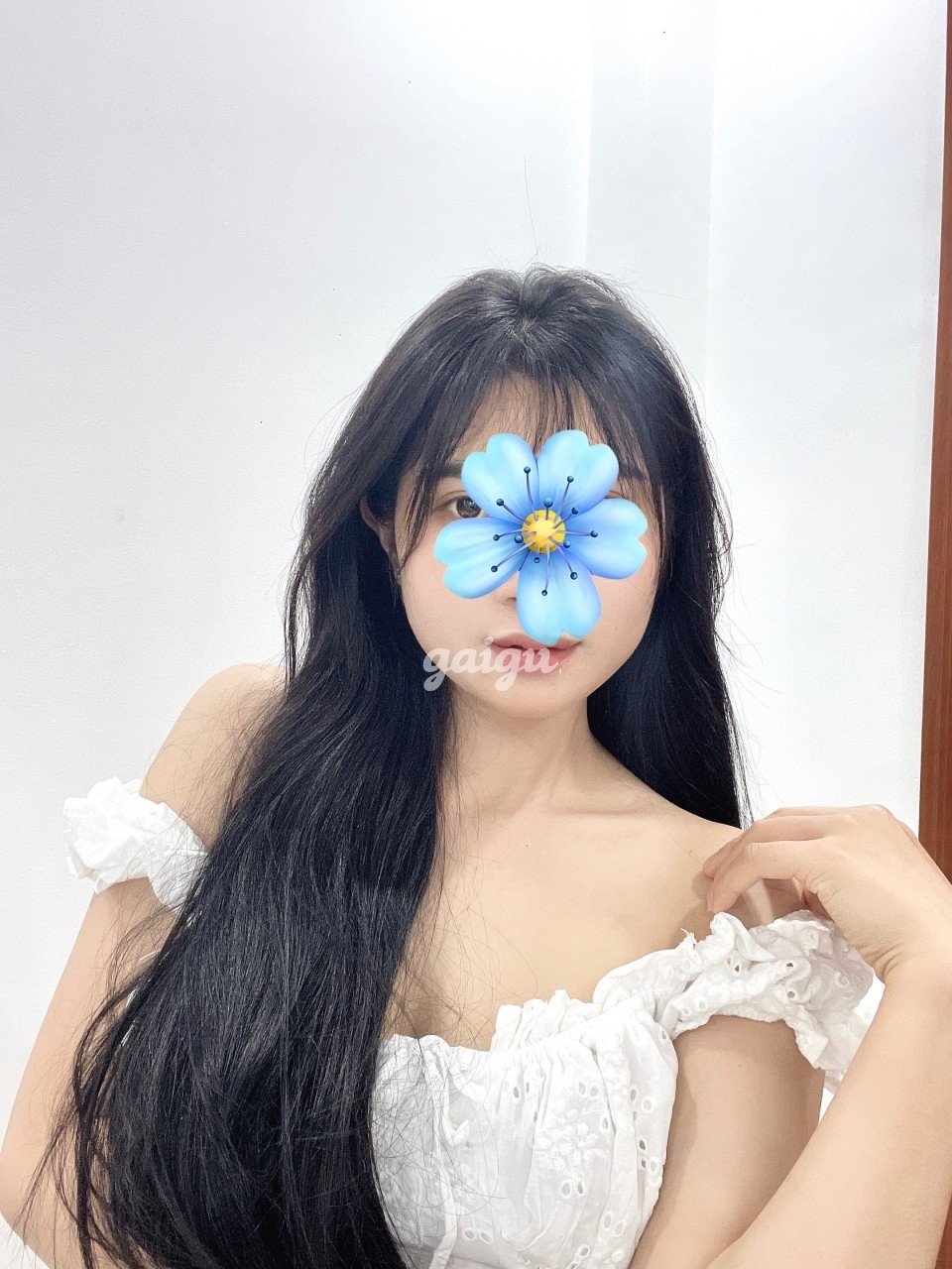 BÉ HUYỀN XINH XẮN THÂN THIỆN NHIỆT TÌNH