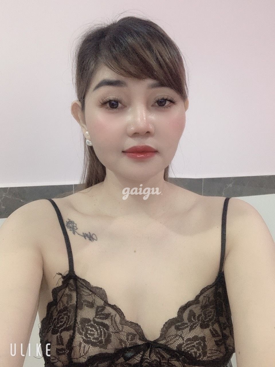 Trúc Lan. Dáng chuẫn mặt thiên thần gặp là ghiền.